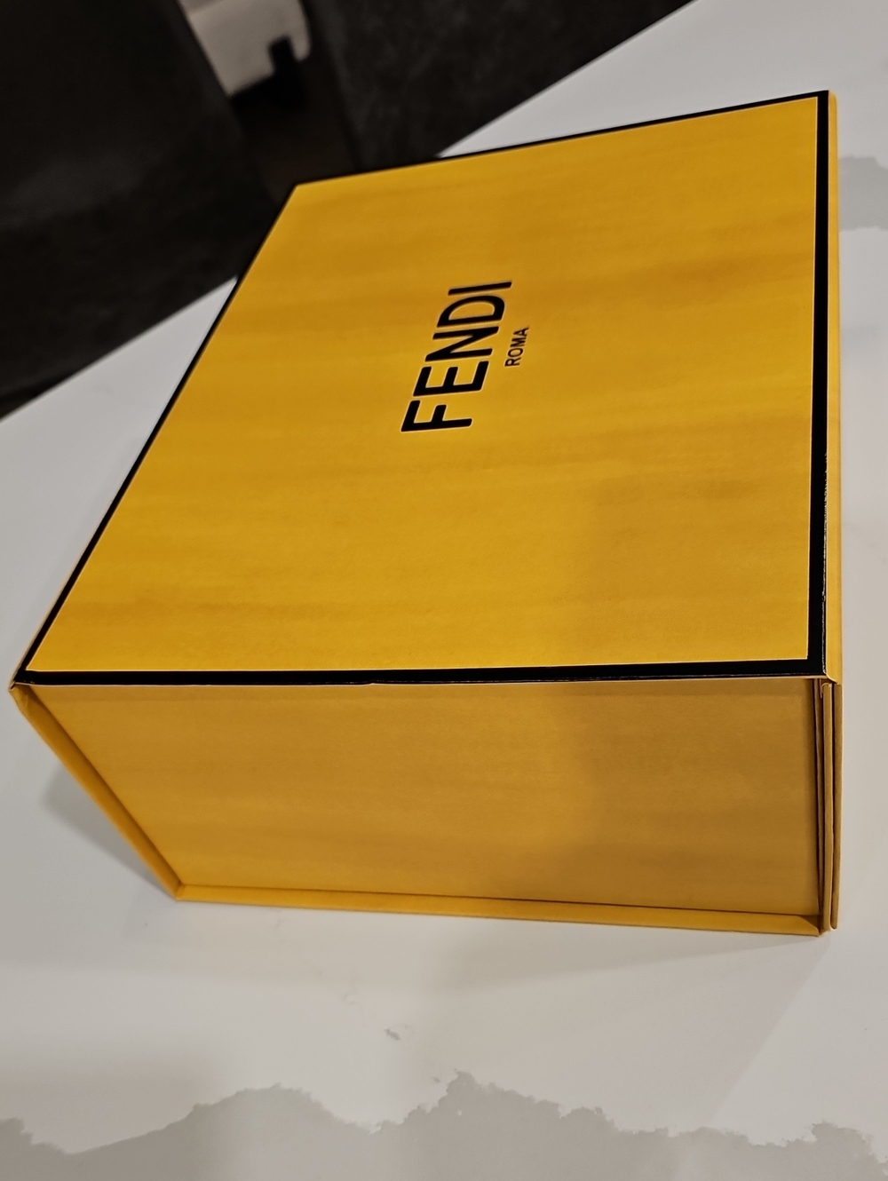 FENDI Gift Box - Picture 4 of 6